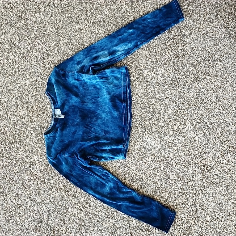 Girls H&M blue tie dyed long sleeve tshirt